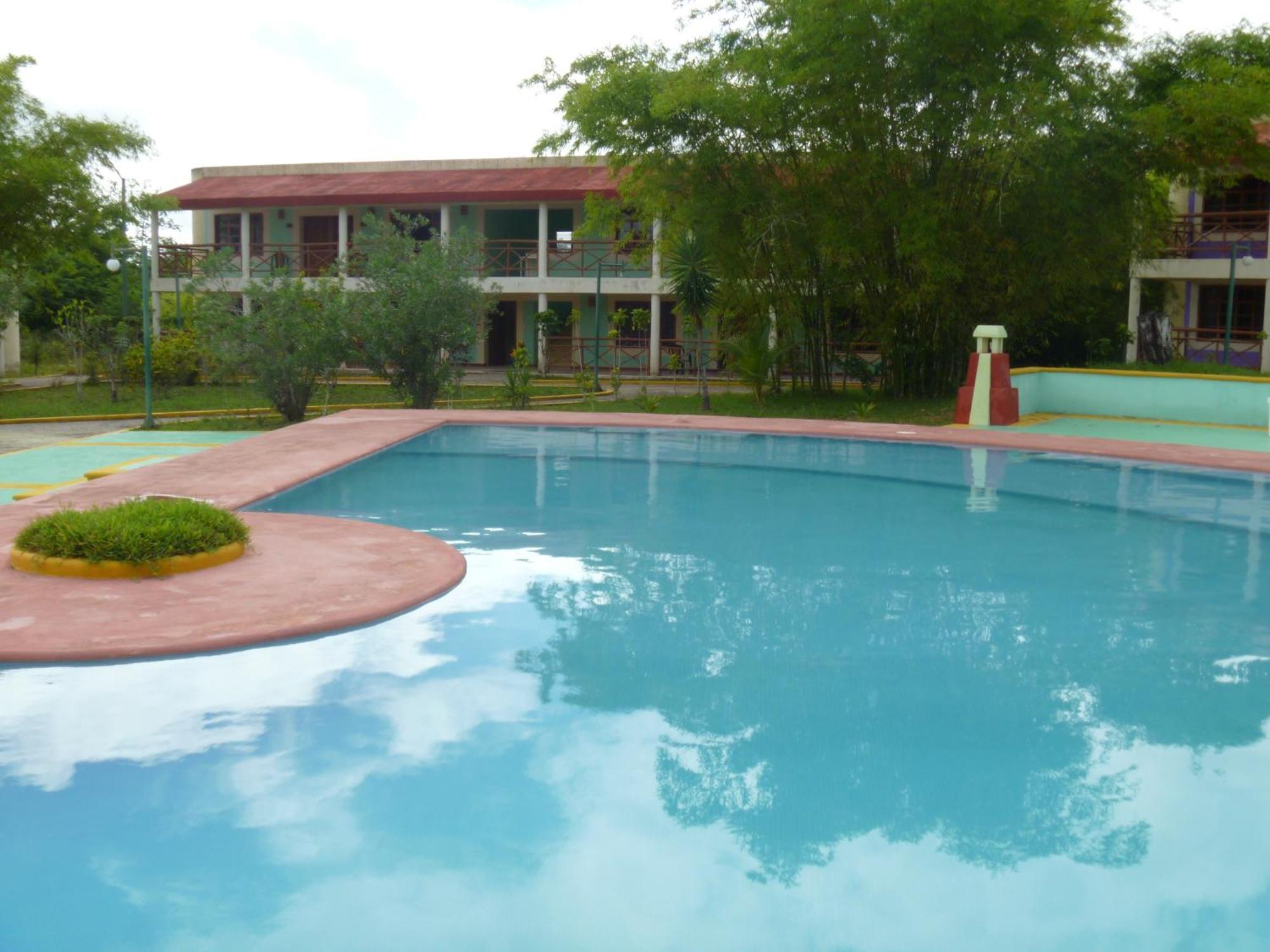 Debliz Hotel 3*