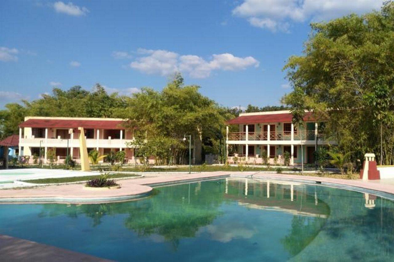 Debliz Hotel 3*