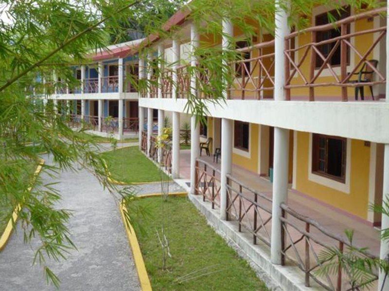 Debliz Hotel